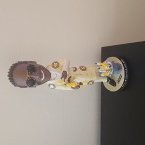 Snoop Dogg Corona bobblehead